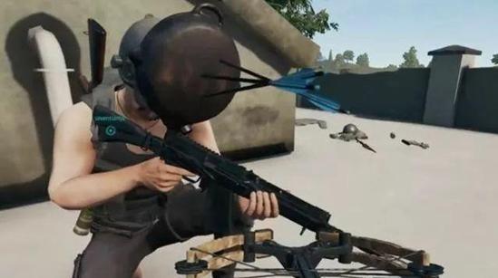 绝地求生卡成八级头曾经无语的bug游戏特色