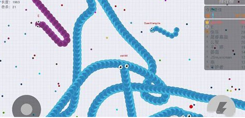 贪吃蛇大作战怎么躲避小怪物 贪吃蛇大作战中躲避敌人的技巧